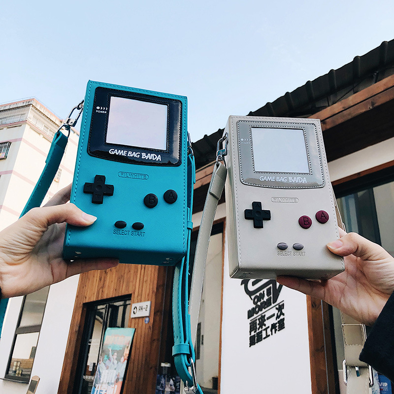 Retro Gaming Handhelds - Einzigartige Kreative Spielkonsolen-förmige Crossbody Mini-Tasche Modische